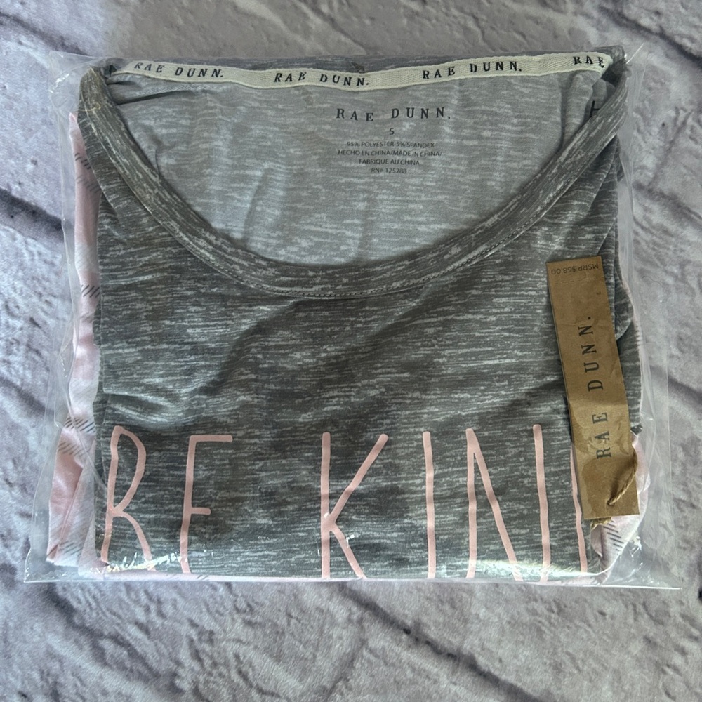 NWT Rae Dunn Jewel Neck Jogger Heather Grey Pale Porcelain‎ Plaid 2pc - Picture 6 of 6